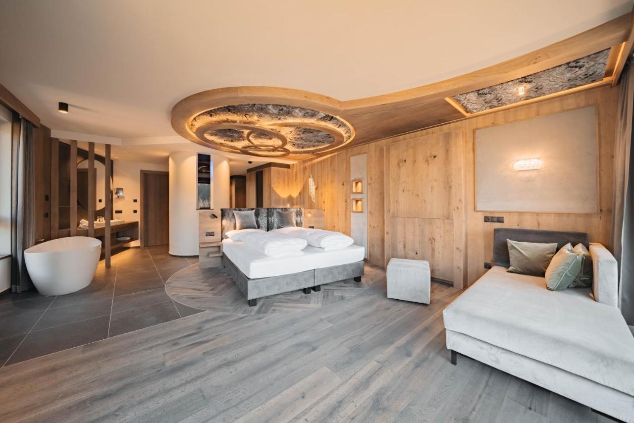 Leitgam Luxury Hotel For Two Chienes Eksteriør bilde