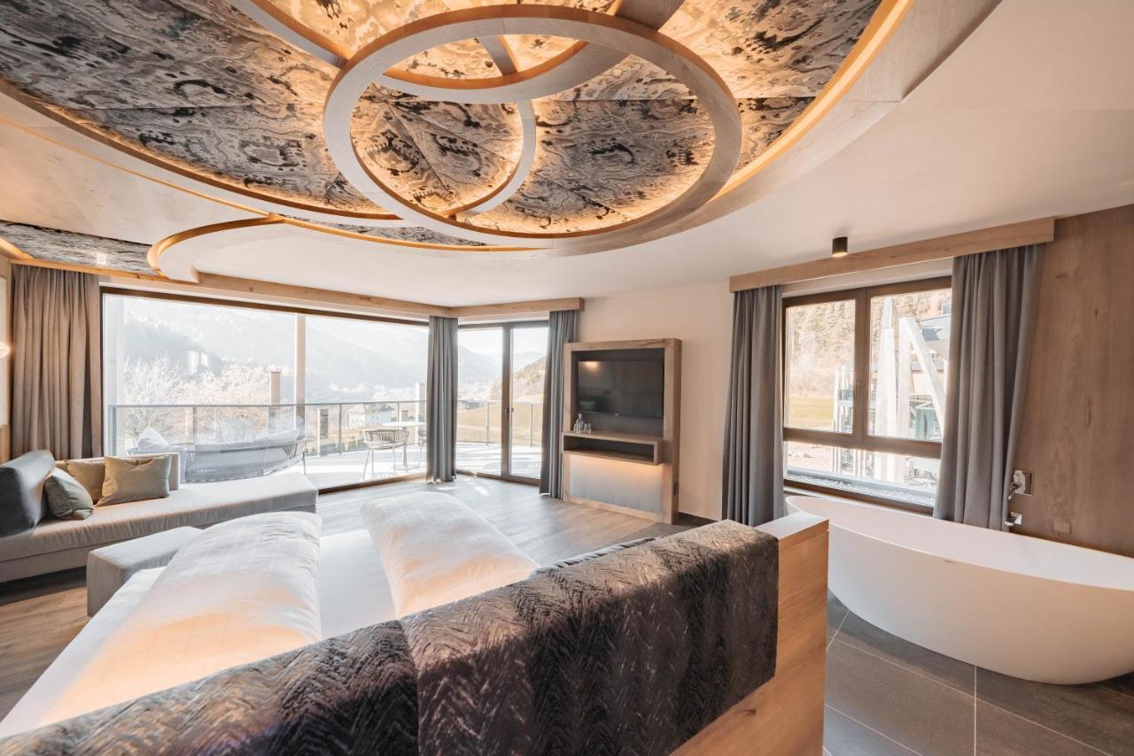 Leitgam Luxury Hotel For Two Chienes Eksteriør bilde